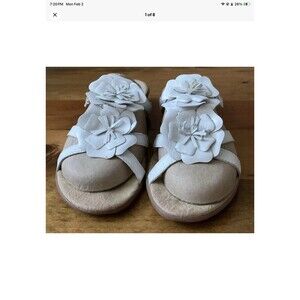 Born Women's Juniper Sandal Size 9 Strappy White Leather Slide Flip Flop Floral